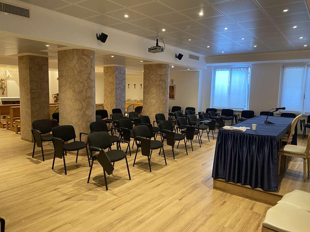 Best Western Hotel Acqua Novella سبوتورنو المرافق الصورة